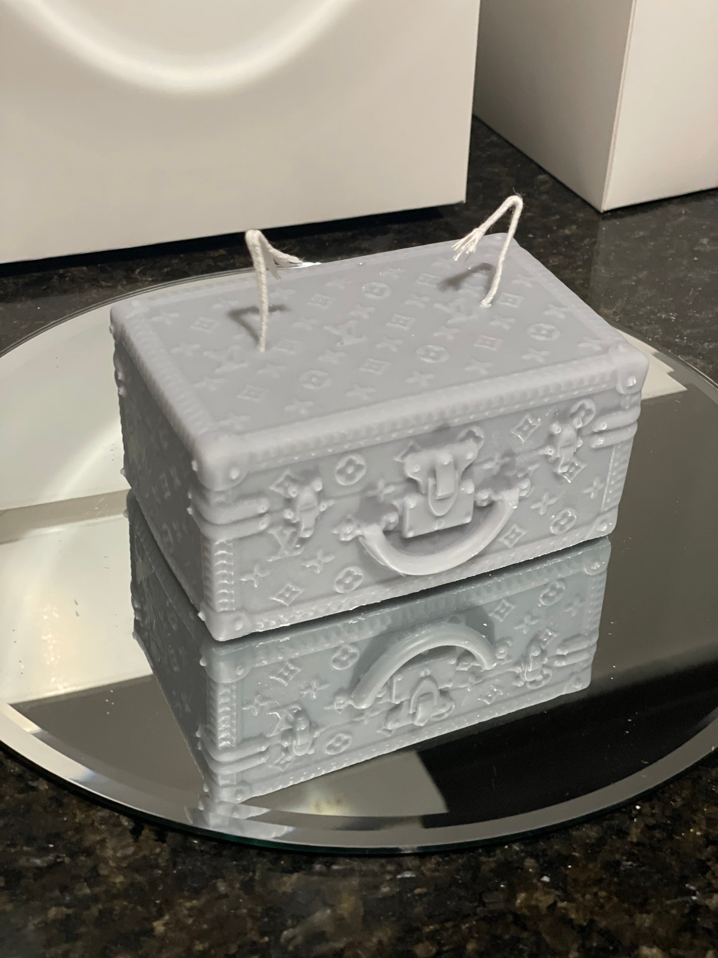 Trunk Candle Lv* Inspired Sm